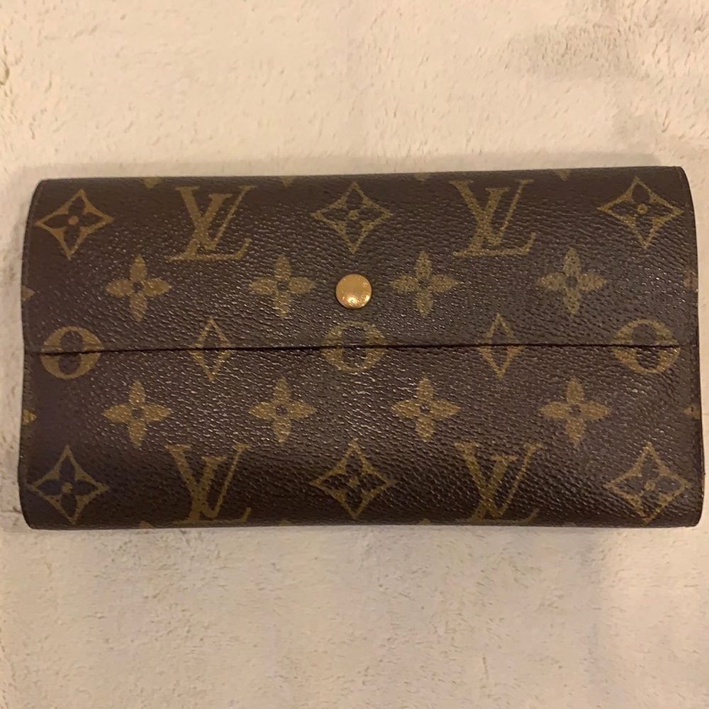 Genuine Louis Vuitton wallet